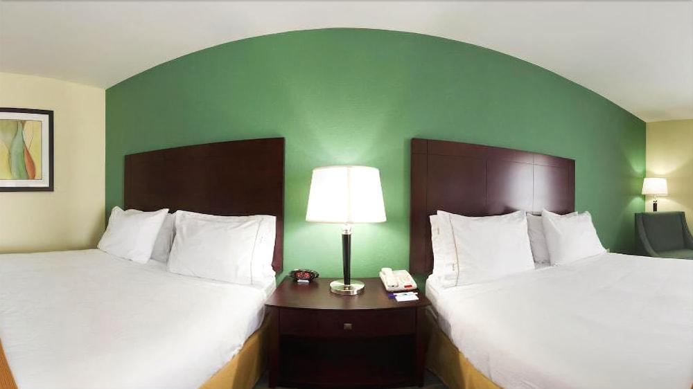 Holiday Inn Express Hotel & Suites Thornburg-S. Fredericksburg By Ihg Exterior photo
