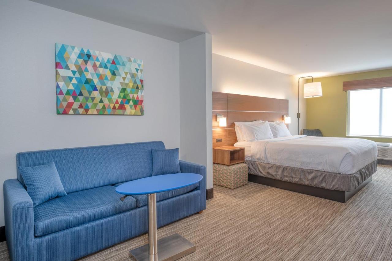 Holiday Inn Express Hotel & Suites Thornburg-S. Fredericksburg By Ihg Exterior photo